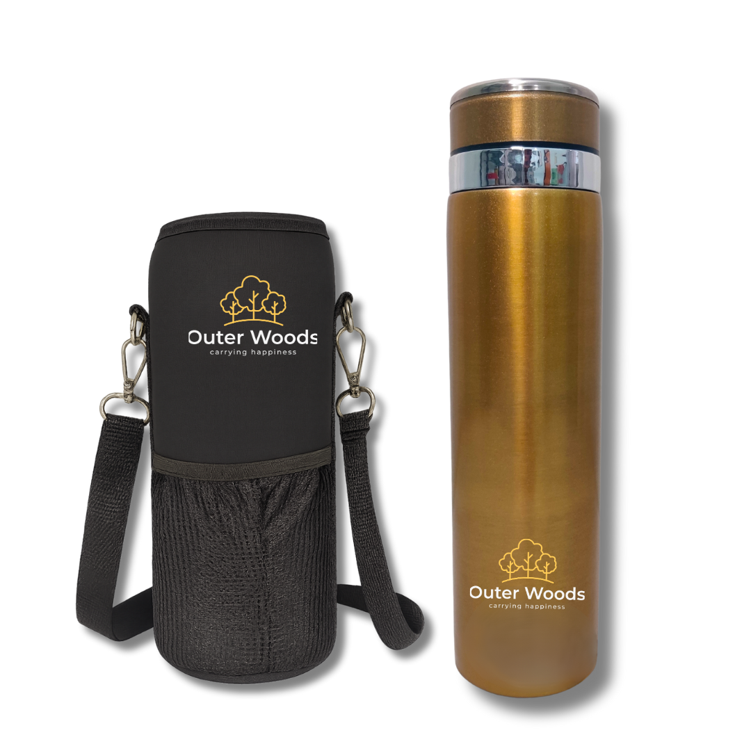 Protective neoprene case detail of Outer Woods Premium Insulated Thermos Flask